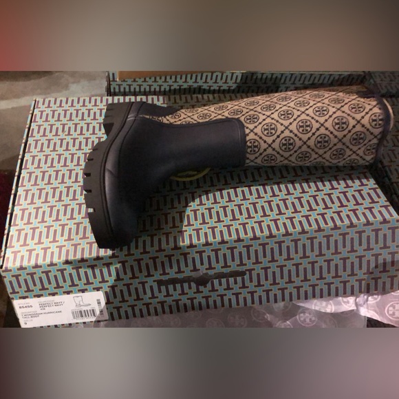 Tory Burch Shoes - TORY BURCH WOMEN'S T MONOGRAM NAVY BLUE LOGO RUBBER FOUL WEATHER BOOT